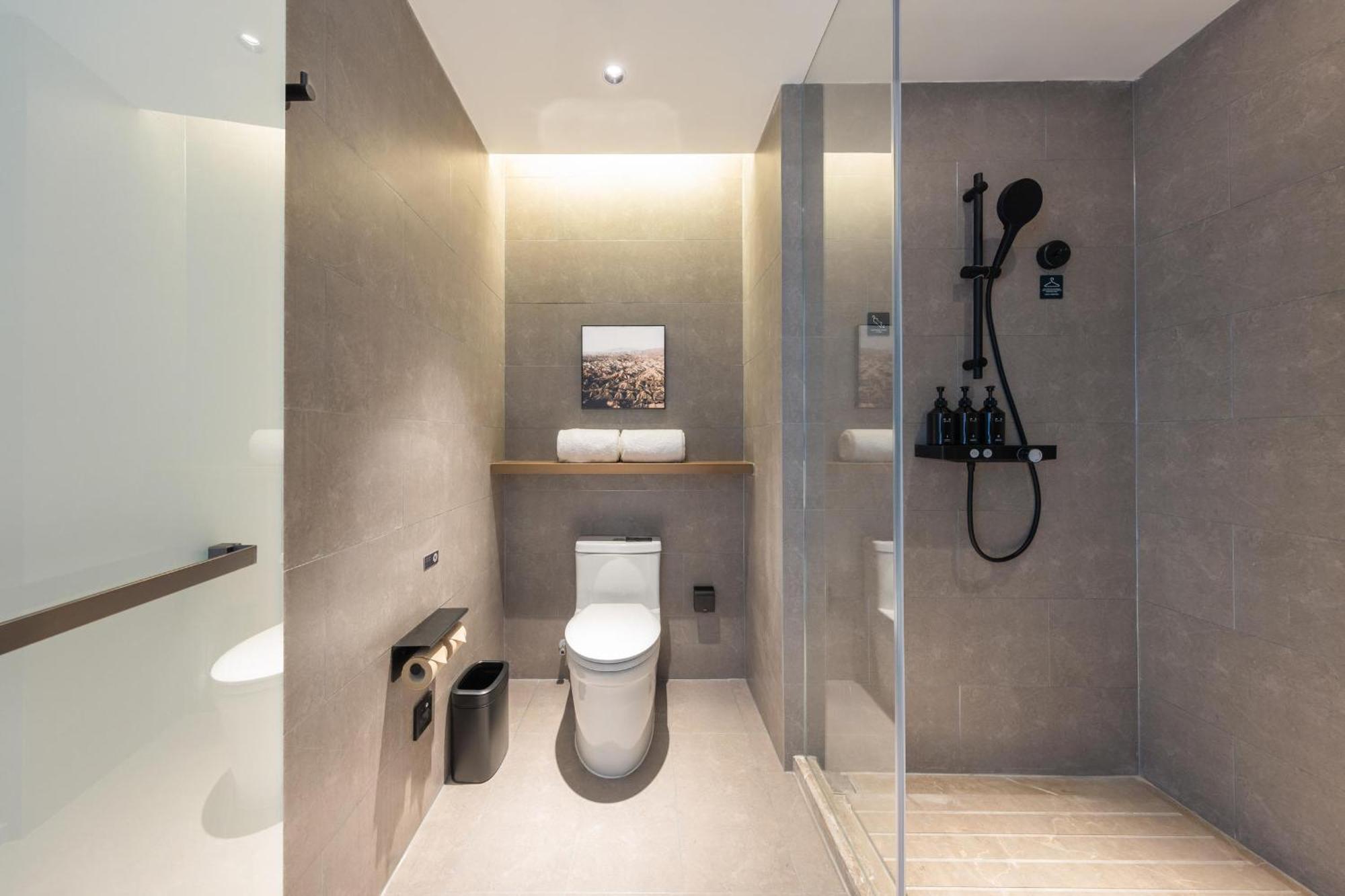 Atour Hotel Wuhan Chuhe Han Street Hongshan Plaza Екстер'єр фото