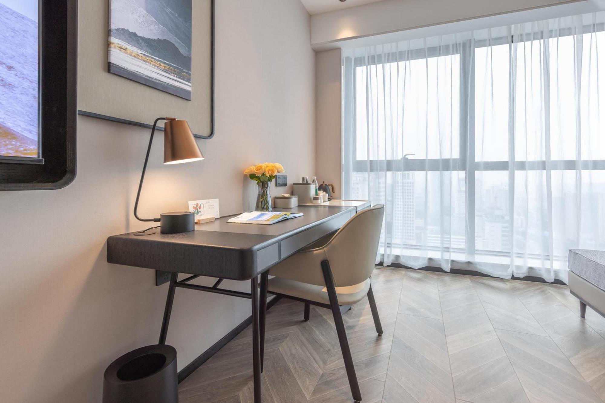 Atour Hotel Wuhan Chuhe Han Street Hongshan Plaza Екстер'єр фото