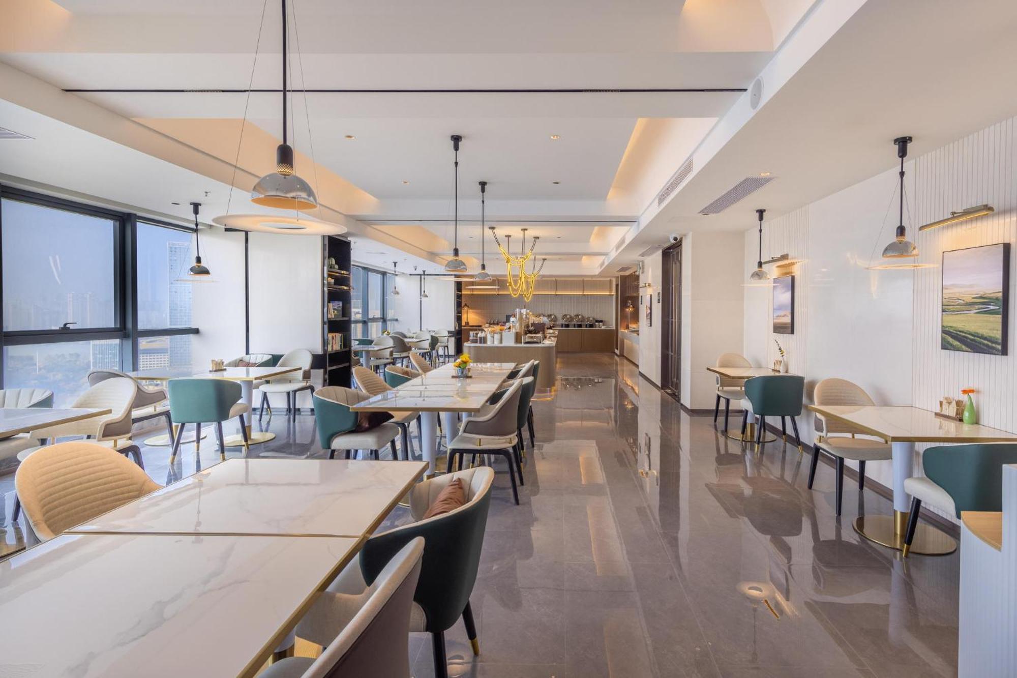 Atour Hotel Wuhan Chuhe Han Street Hongshan Plaza Екстер'єр фото